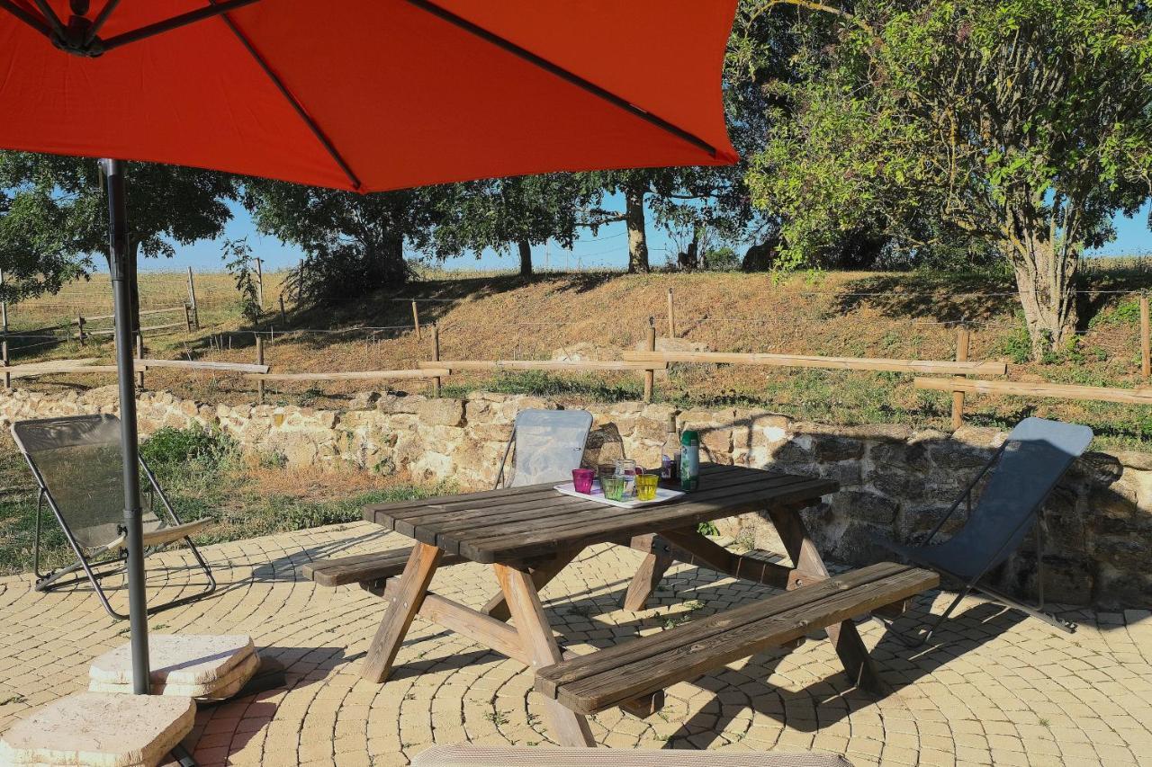 Gite Le Corral Cheminas Exterior photo